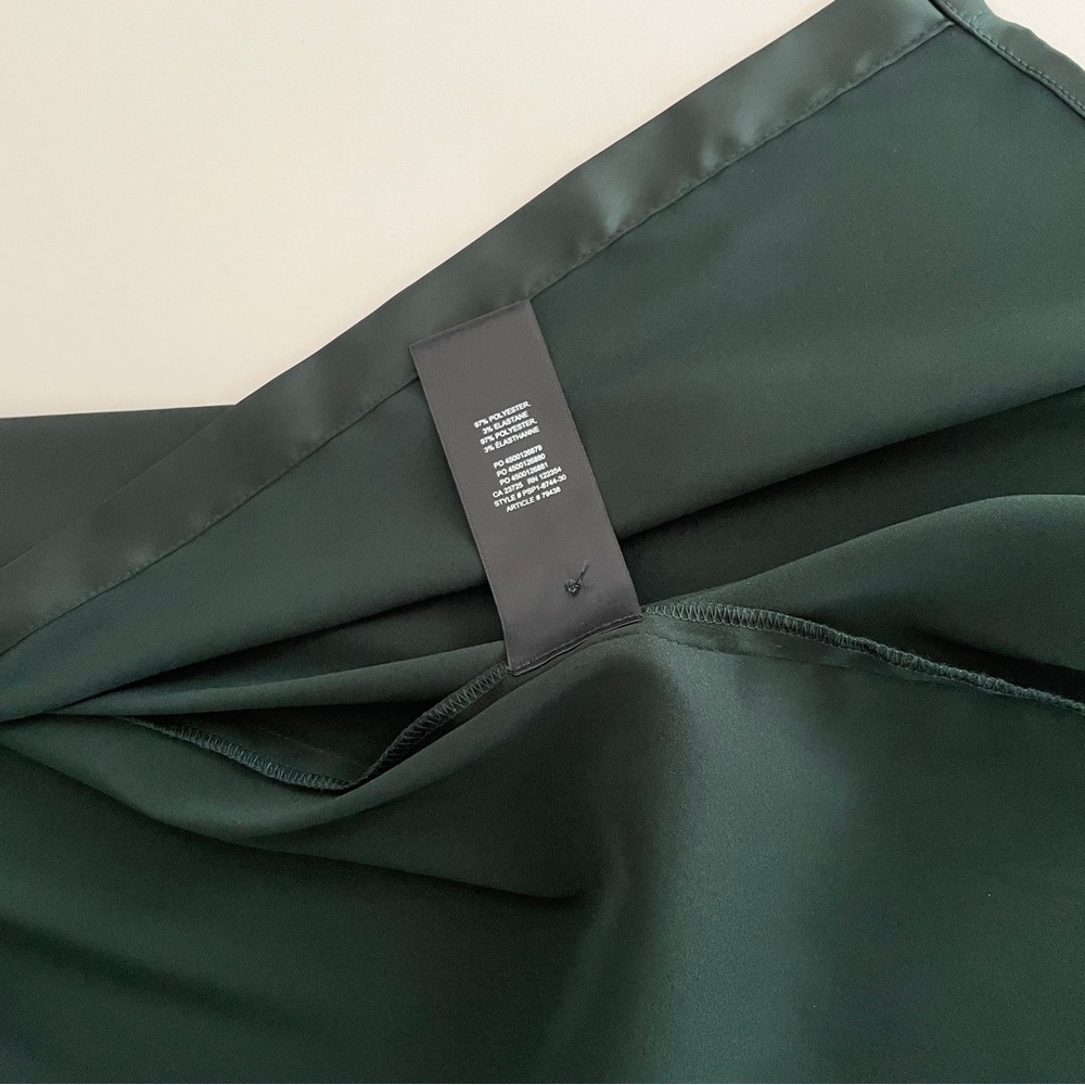 Aritzia Babaton Amory Satin Belted Shirt Dress - Picture 9 of 10